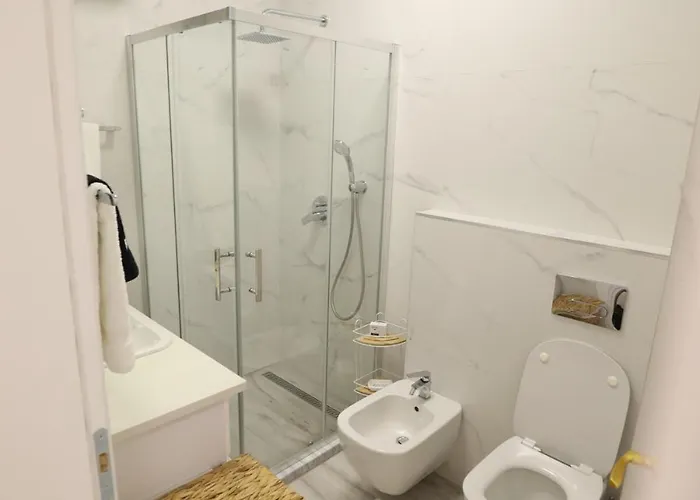 Lakeside Serenity 公寓 波格拉德茨