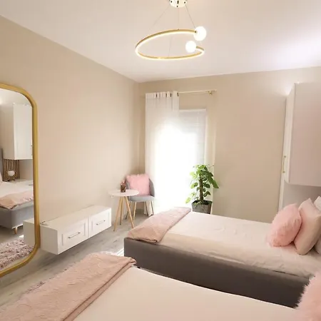 Lakeside Serenity * Pogradec