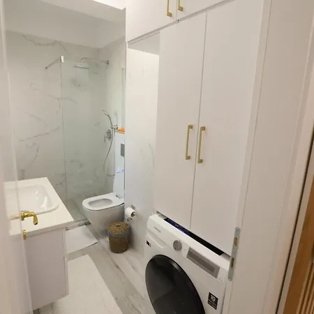 Lakeside Serenity Pogradec